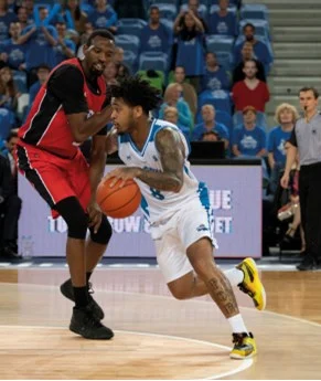Renovace sportovních podlah 4 basketball player